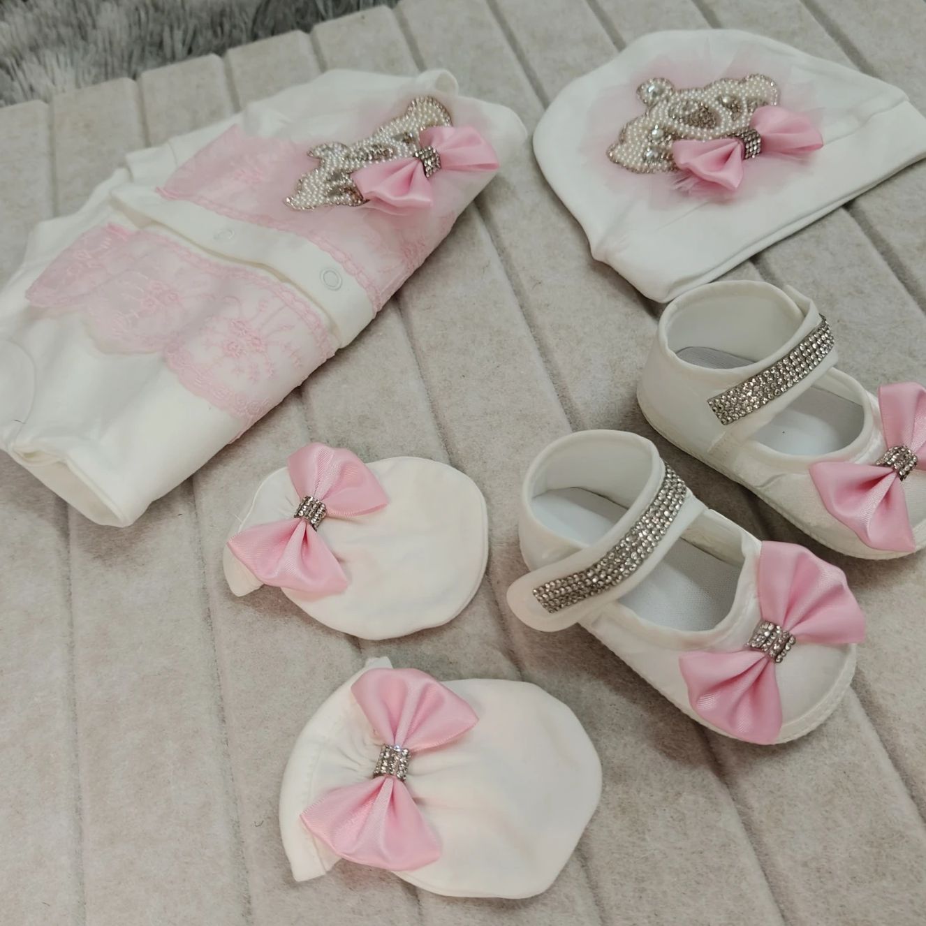 Welcome Home Baby Romper Mitte - Baby Nursery Pink review and price